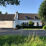 Couette-café A Casa Nostra - Huiselijk En Gezellig Overnachten - Exclusief Ontbijt Well (Limburg)