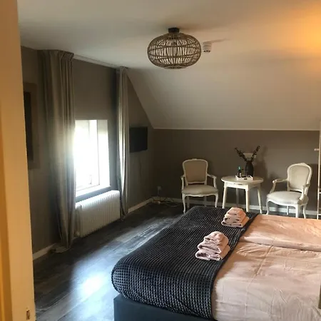 Bed & Breakfast A Casa Nostra - Huiselijk En Gezellig Overnachten - Exclusief Ontbijt Well (Limburg)