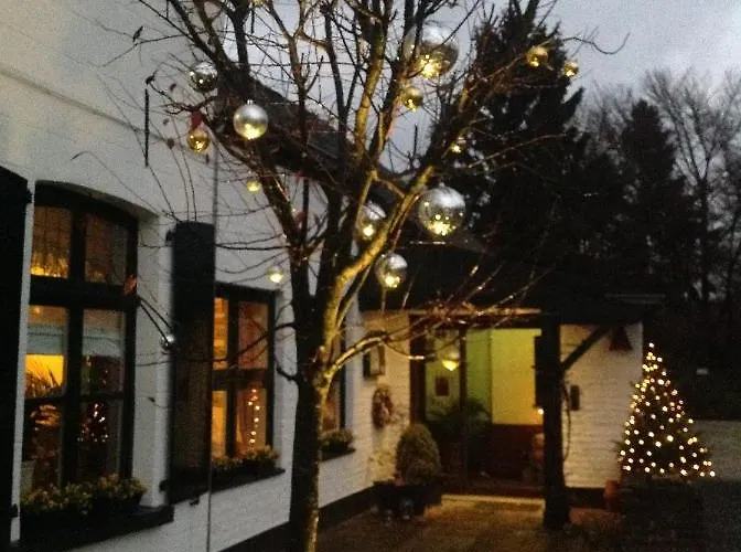 Bed & Breakfast A Casa Nostra - Huiselijk En Gezellig Overnachten - Exclusief Ontbijt 3*